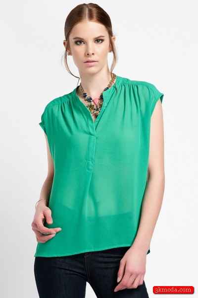 Zümrüt Yeşili Yazlık Bluz Modelleri